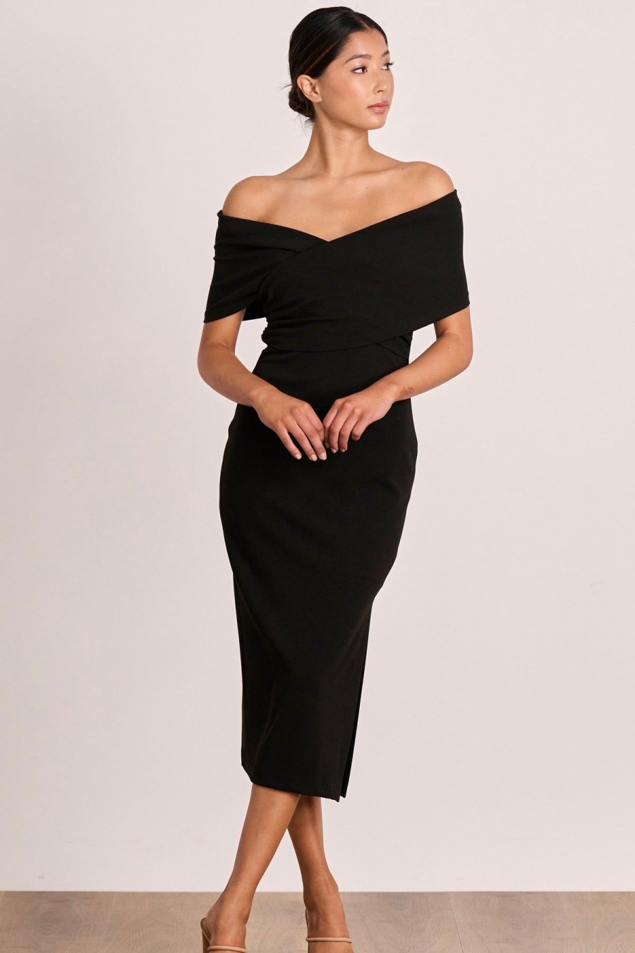 Women Pasduchas Wedding Guest | Pasduchas Chakra Midi Dress-Black