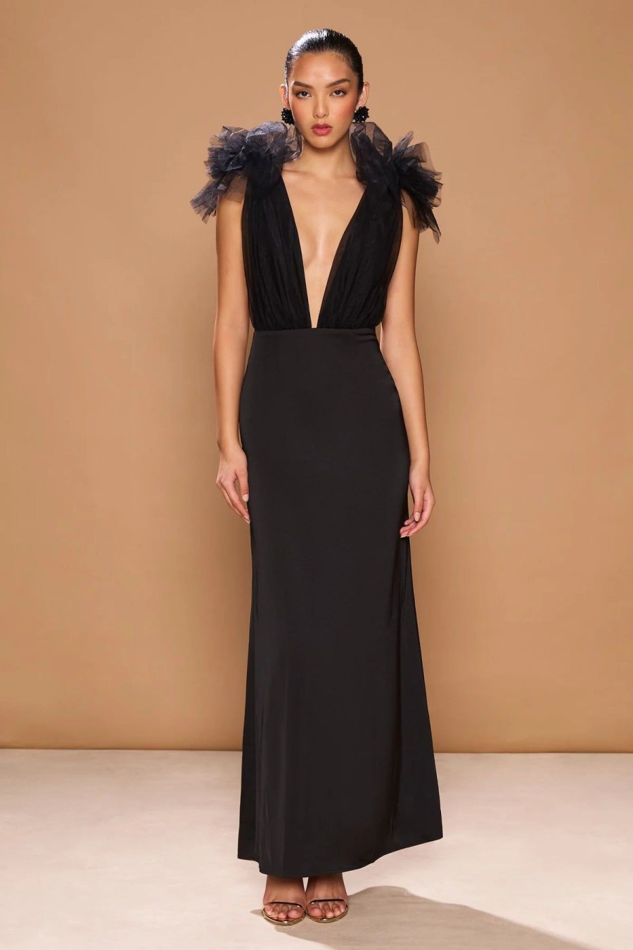 Women Sonya Wedding Guest | Sonya Como Gown-Black